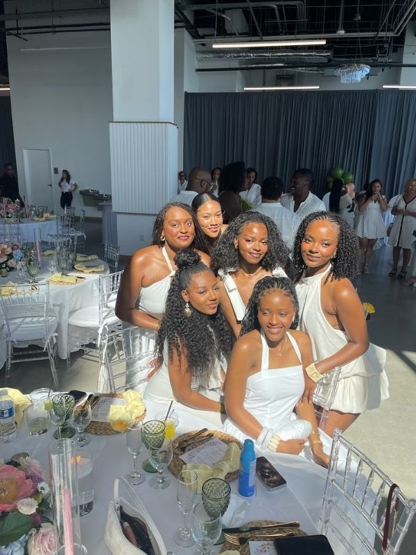 Birthday-party-theme-for-women